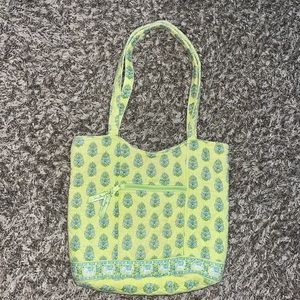 Vera Bradley bag flower pattern